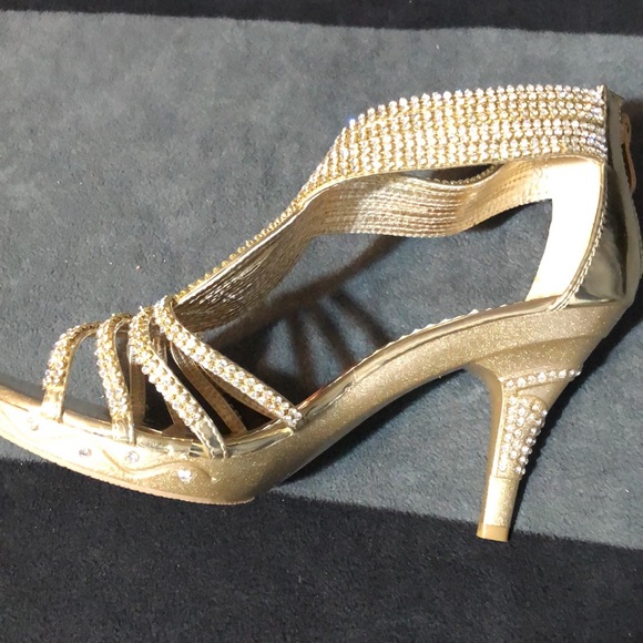 *******SOLD******* - Picture 4 of 4